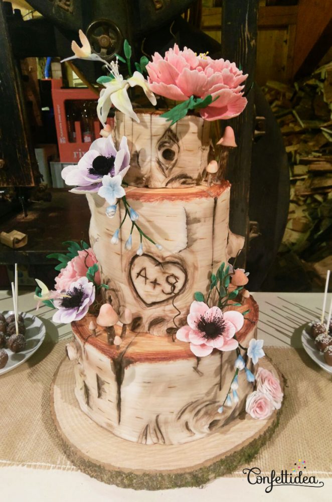 wood wedding cake hummingbird