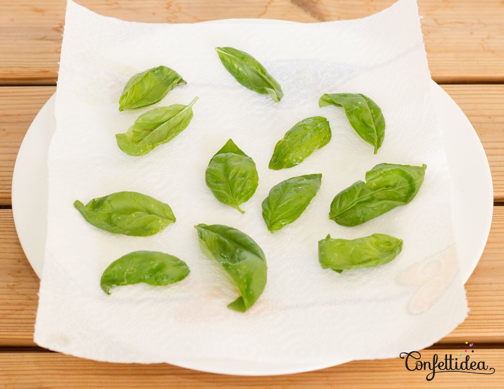 How to Dry Basil (easy and fast way)