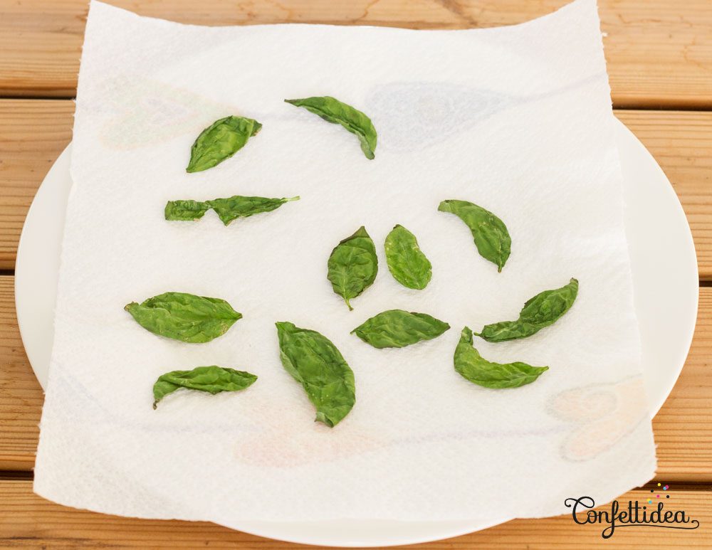 How to Dry Basil (easy and fast way)