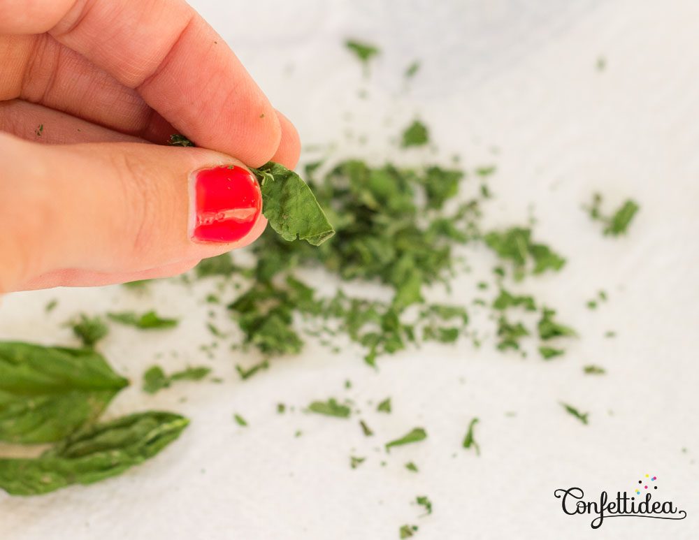 How to Dry Basil (easy and fast way)