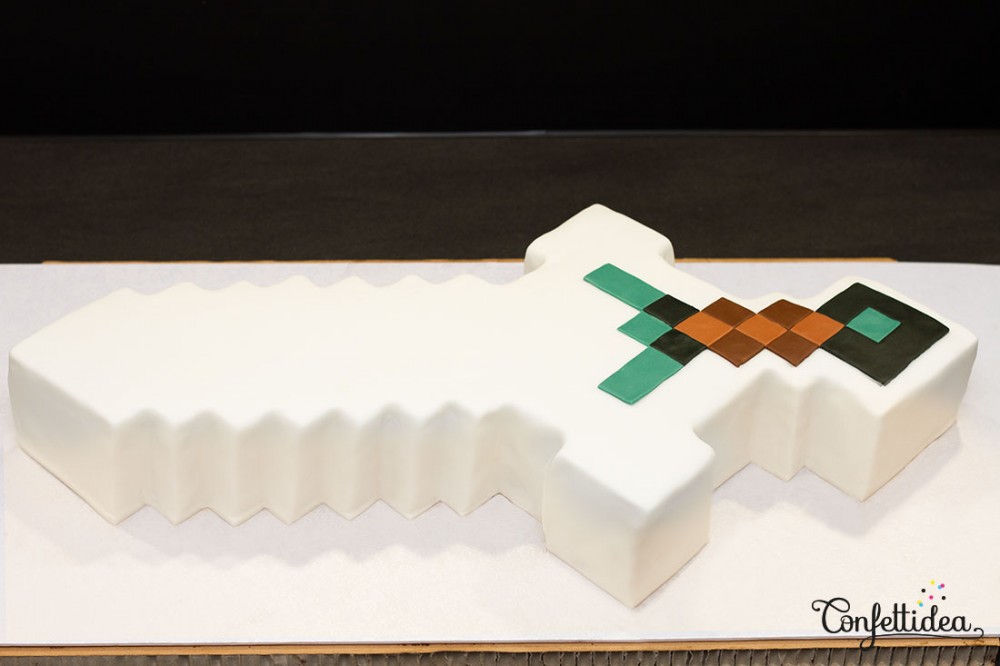 Minecraft Cake Confettidea